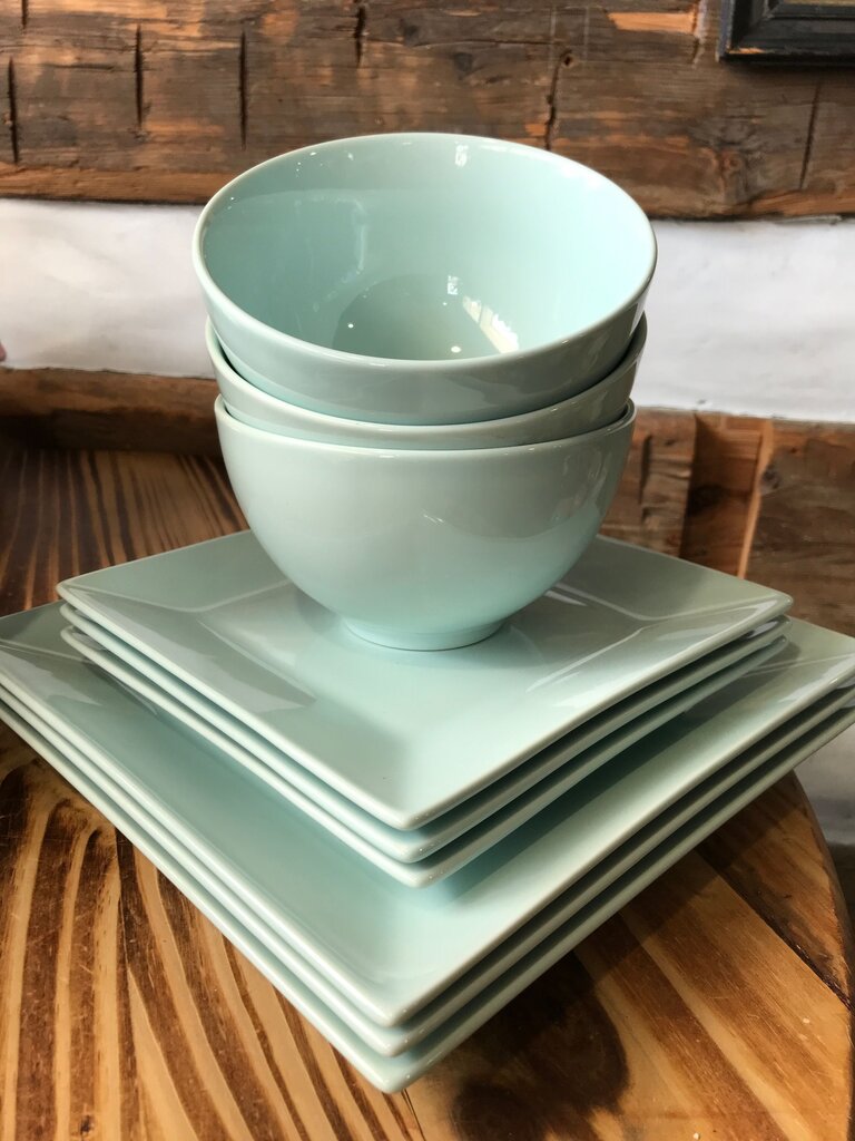 Pastel Blue Ceramic Dish Set