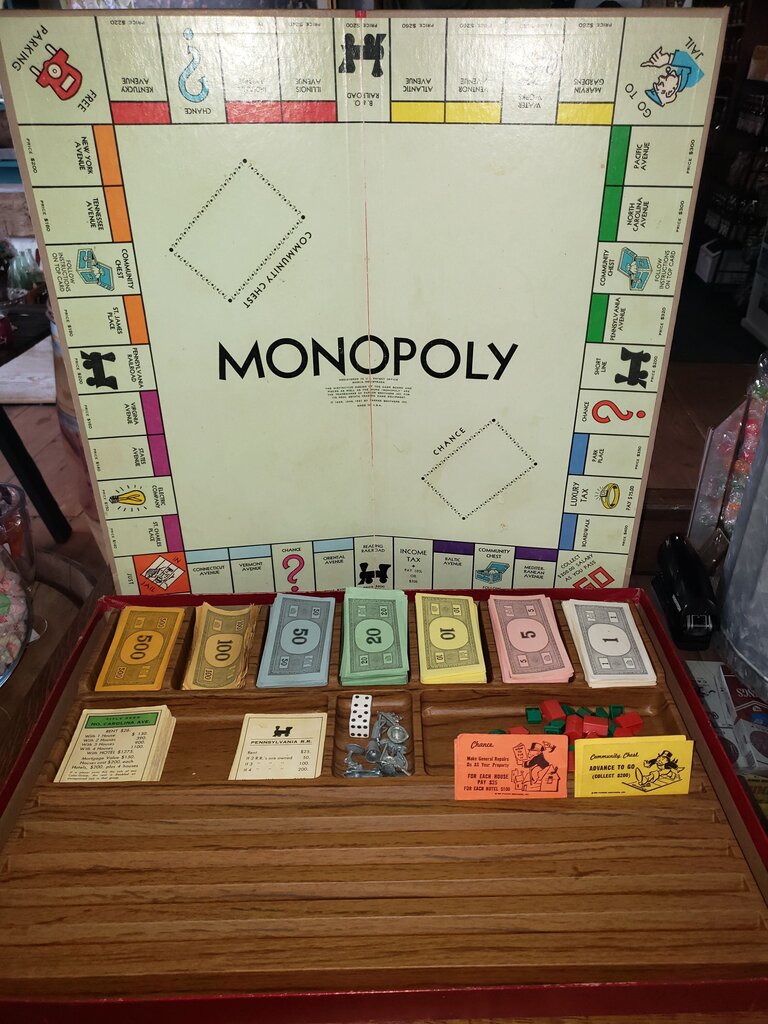 Monopoly Board Game Vintage Edition