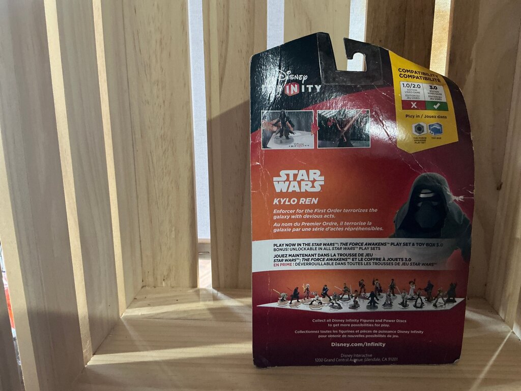 Disney Infinity 3.0 Star Wars Kylo Ren Figure