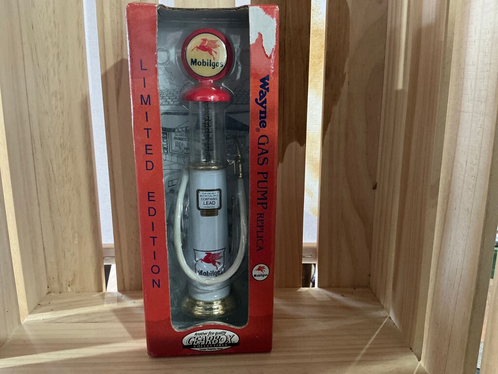 Wayne Gas Pump Replica Collectible