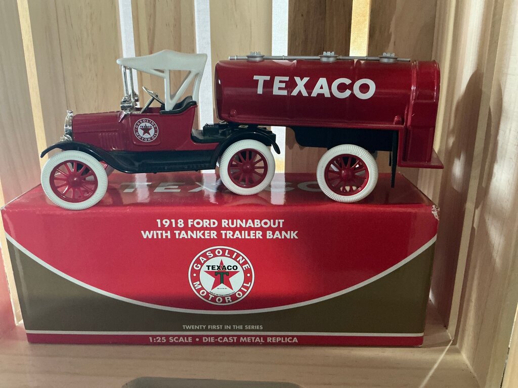 1918 Ford Runabout with Texaco Tanker Trailer Bank