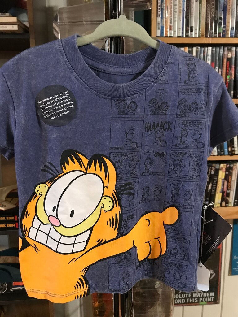 Garfield Graphic T-Shirt