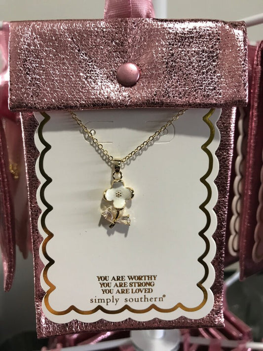 Simply Southern Flower Necklace