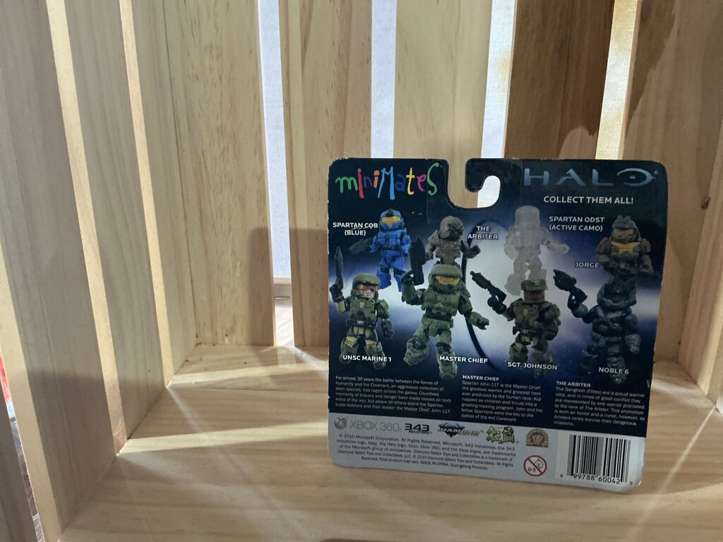 Halo Minimates Master Chief and Arbiter Action Figures