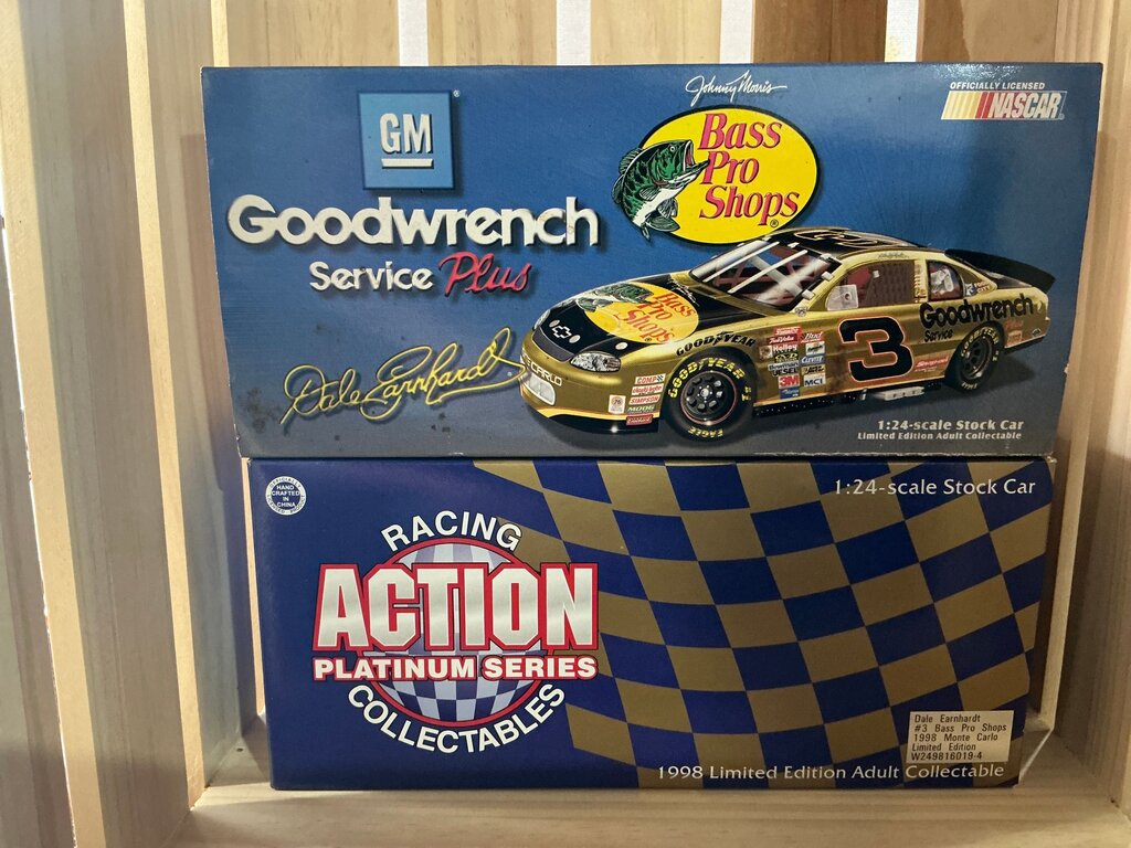 Dale Earnhardt Goodwrench 1998 Limited Edition Stock Car