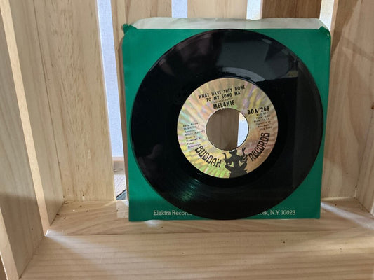 Melanie 45 RPM - The Nickel Song & What Have They Done to My Song Ma