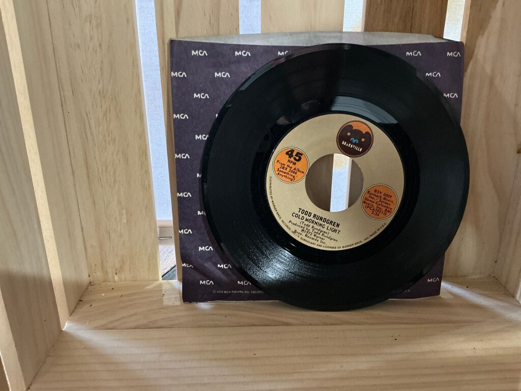 Todd Rundgren - Cold Morning Light / Hello It's Me 45 RPM