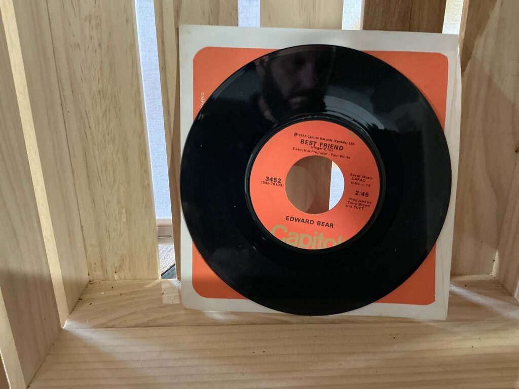 Edward Bear - Best Friend / Last Song 45 RPM.